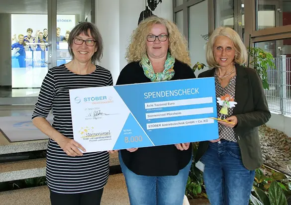 Innovation zahlt sich aus – im wahrsten Sinne des Wortes! Indem sie auf einen Teil ihrer Prämien verzichteten, sammelten Mitarbeiter von STÖBER 4.000 Euro für die Sterneninsel, einen Betrag, den das Unternehmen mit Freude verdoppelt.